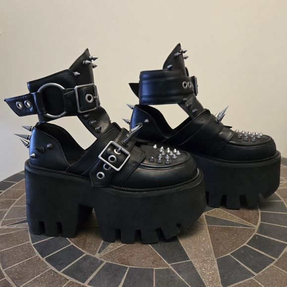 Widow Dolls Kill Punk Paradox Spiked Platform Booties - Picture 4 of 14